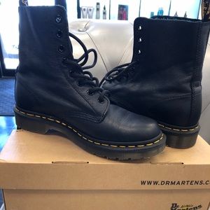 Dr Marten Black leather boots